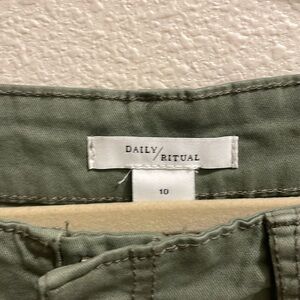 Daily Rituals chino pant